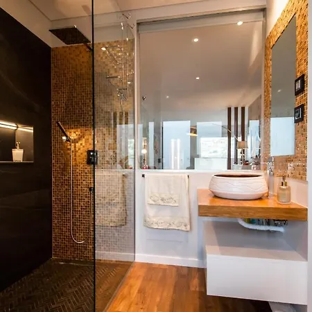 La Rose * Понта-ду-Сол